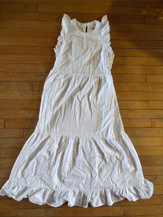 Universal Thread Dresses & Skirts - EUC Universal Thread White Sleeveless Textured Maxi Dress